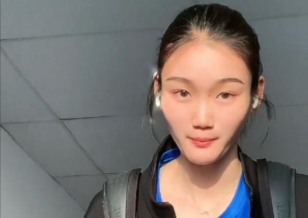 但这样一来反使孩子们的破坏行为变本加厉，举凡关系密切的人、周围的一切东西等等都横加摧毁予以报复。